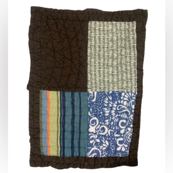 PB teen Oceanside patchwork quilted sham set of two standard 20” x 26” - Picture 2 of 9